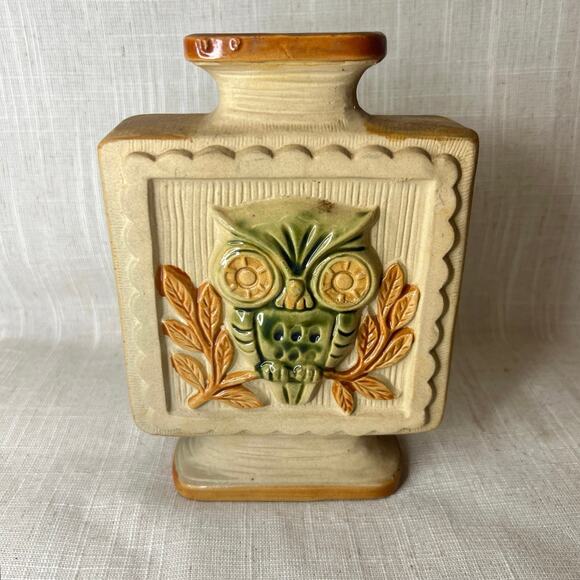 Vintage 70s Square Boho Owl Vase Green Cream Tan Glaze 7 Inches Tall Bohemian - Picture 4 of 9
